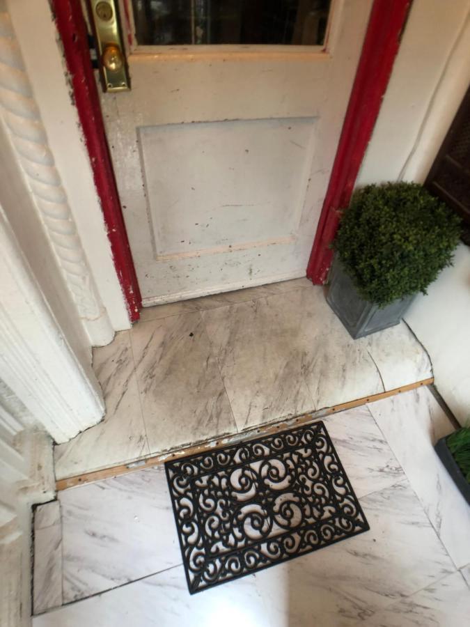 Private Room In Manhattan New York Exterior photo