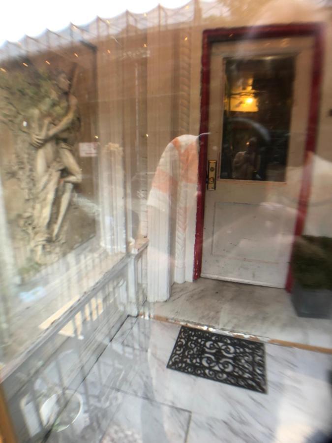 Private Room In Manhattan New York Exterior photo